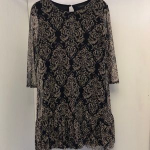 Suzy Shier Dress . Size M fully lined .